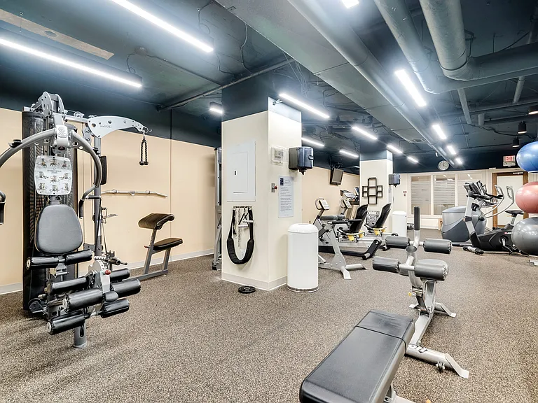 5500 Holmes Run Pkwy #510 — Photo 47