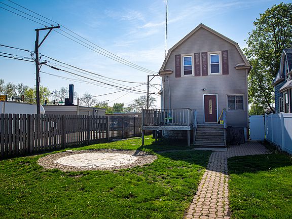 3rd image of 4023 Dubois Blvd