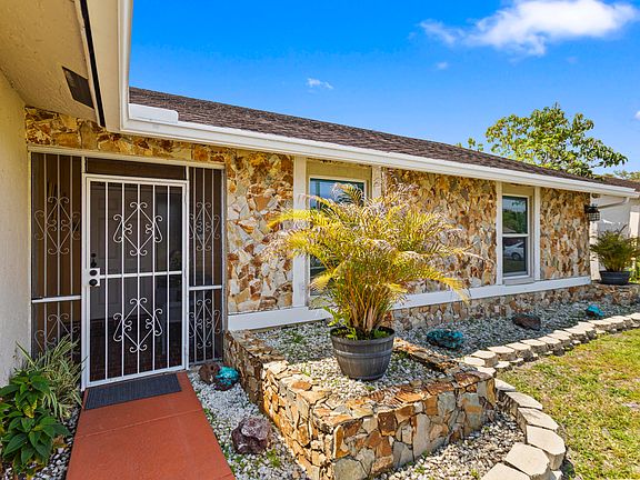 3rd image of 8620 NW 48th Street