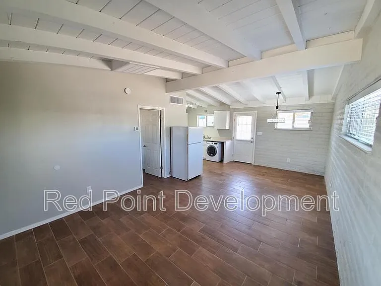 2221 E Grant Rd #F — Photo 2