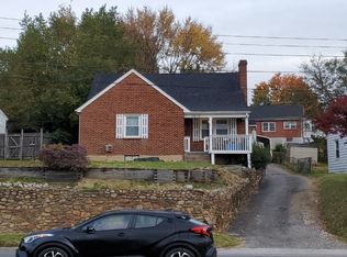 1210 E Washington Ave, Vinton, VA 24179