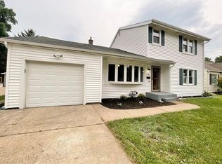 96 E Division St, North East, PA 16428