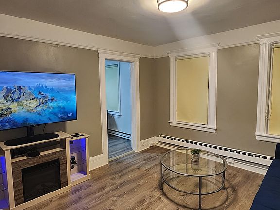 2nd image of 98 Lockwood Ave #2