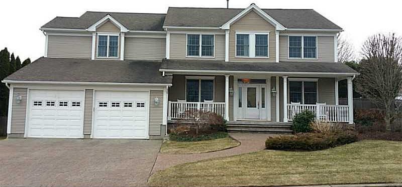 1st image of 29 Riverview Dr