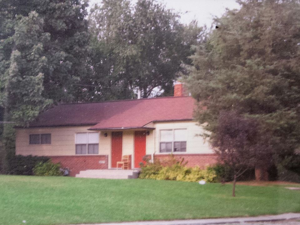 1st image of 4717 E 19th St