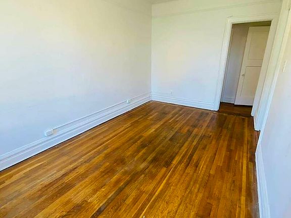 2nd image of 2554 38th St APT 1