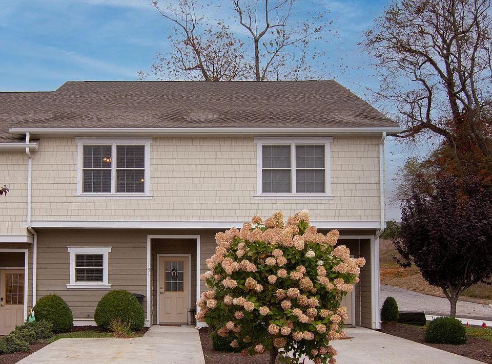 1st image of 181 Blackbird Village Cir