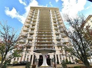 160 Overlook Ave APT 18D, Hackensack, NJ 07601
