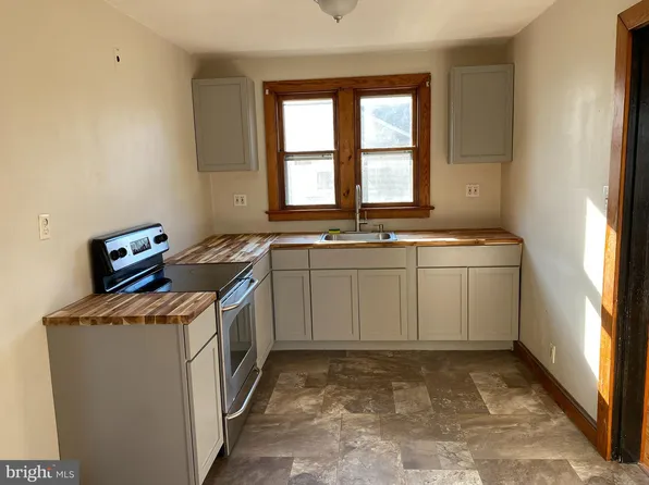 8880 Easton Rd, Ottsville, PA 18942