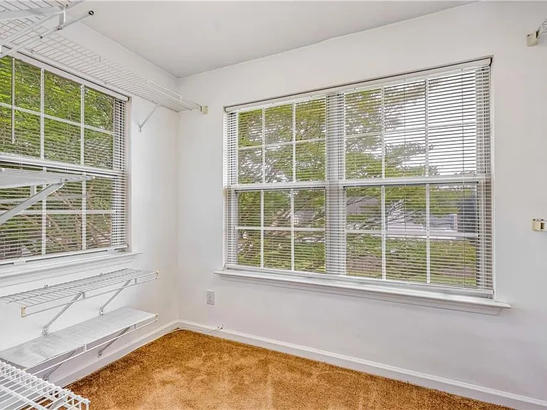 4392 Windmoor Dr NW — Photo 26