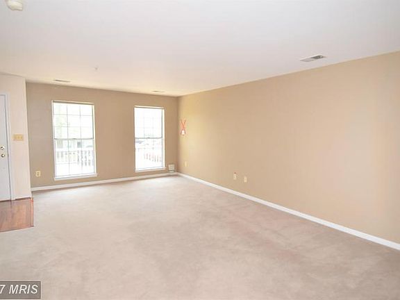 3rd image of 1443 Nestlewood Ct