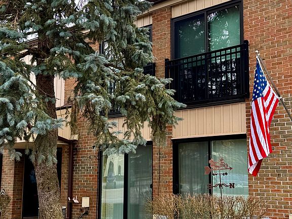 2nd image of 18269 University Park Dr