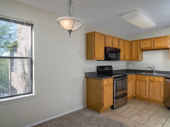 4th image of 6655 N Canyon Crest Dr