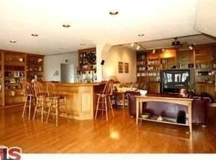 5946 Busch Dr, Malibu, CA 90265