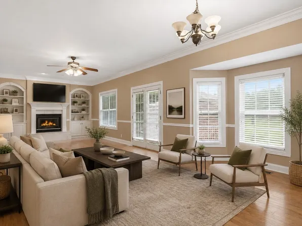 5858 Cloverland Dr, Brentwood, TN 37027
