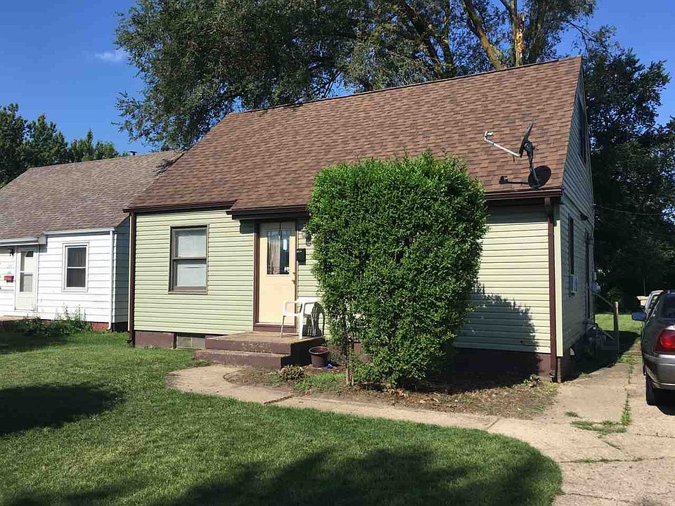 2nd image of 247 N Gladstone Ave