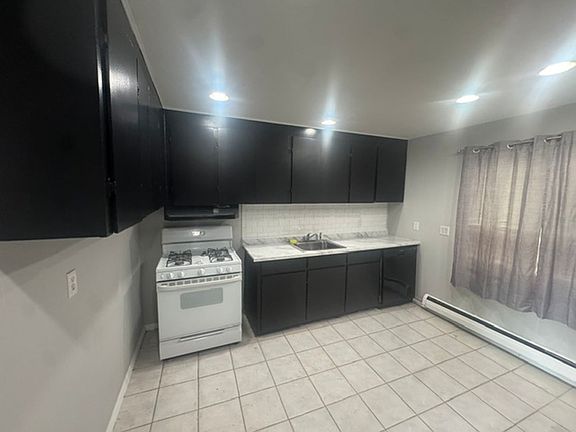 3rd image of 26711 Lehner St