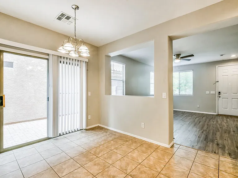 3884 E Santa Fe Ln — Photo 6