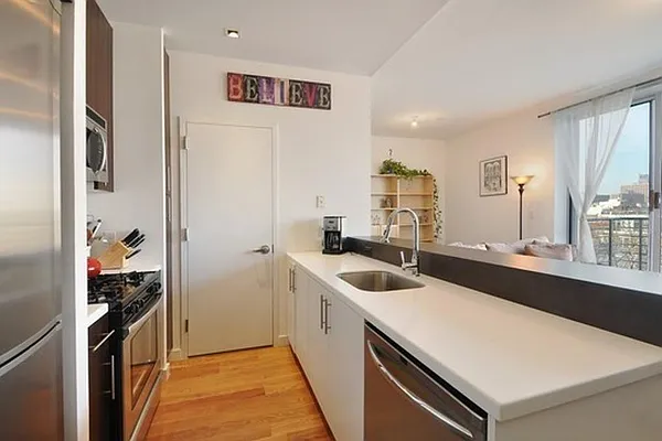 Rented by Corcoran | media 7