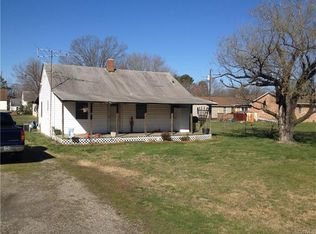 37 Ridge Rd, Blackstone, VA 23824