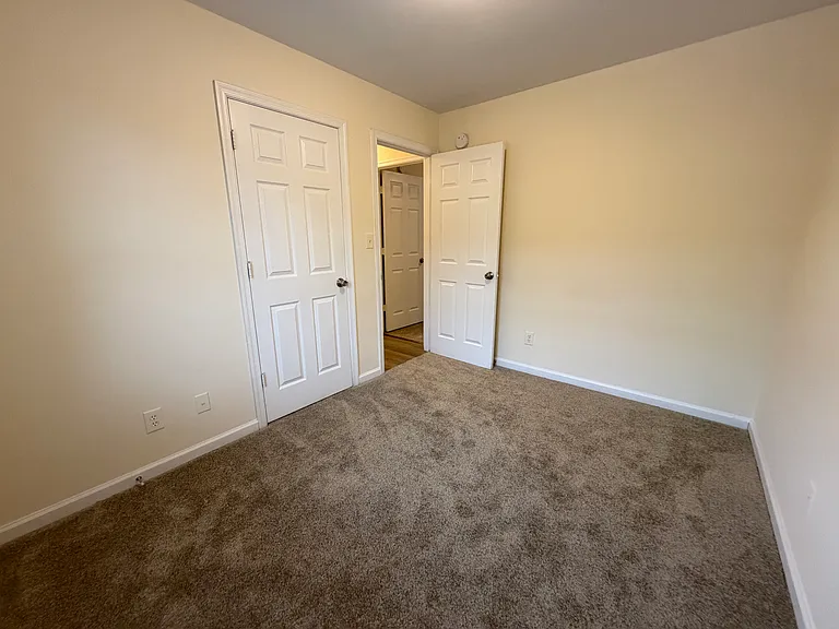 111 McConville Rd #B — Photo 23