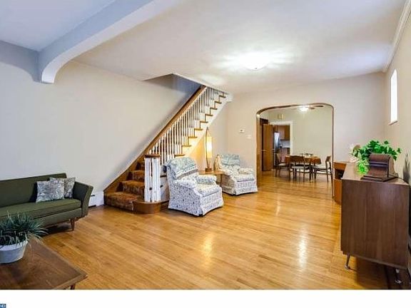 4th image of 8034 Burholme Ave