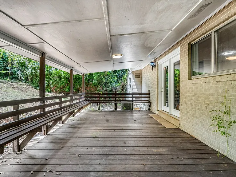1613 Johanna Fairway — Photo 28