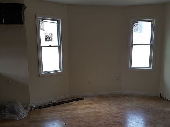 2nd image of 311 Beach 85th St #Ab