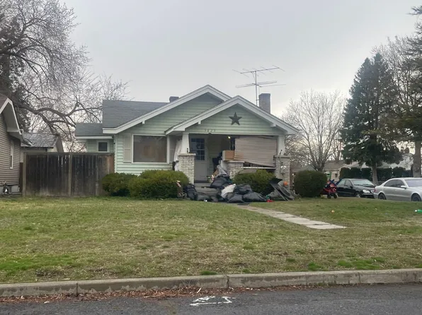 3825 N E St, Spokane, WA 99205