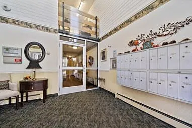 1 bed, 855 sqft, $1,450 — Photo 3