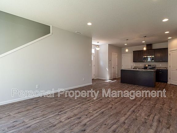 3rd image of 5713 NE 59th Cir