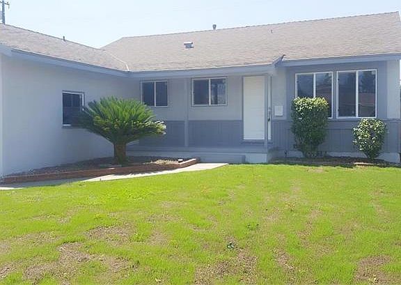 4th image of 16048 Mart Dr