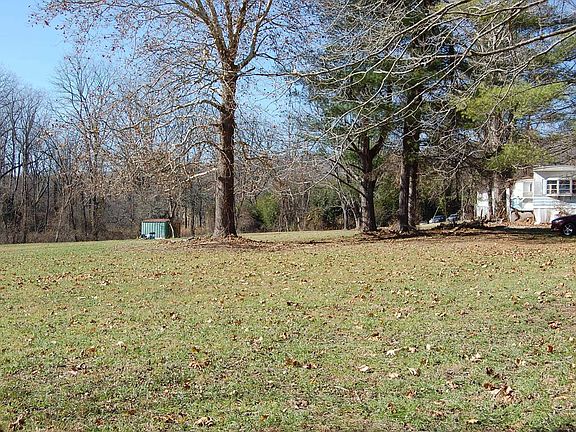 4th image of 6394 Vinson Ln