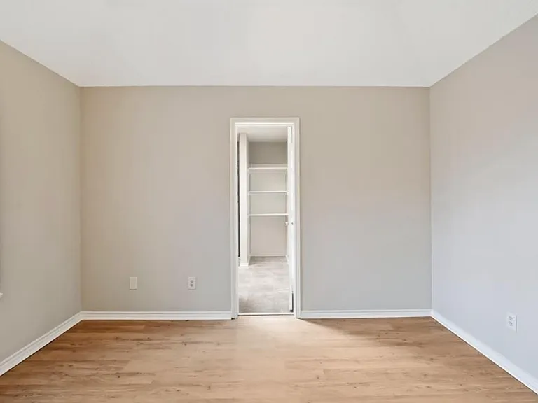 6204 Avanti Dr — Photo 14