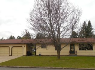 817 Westwood Ave, Kingsford, MI 49802