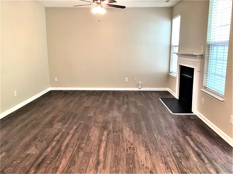 2758 Windchase Dr — Photo 5