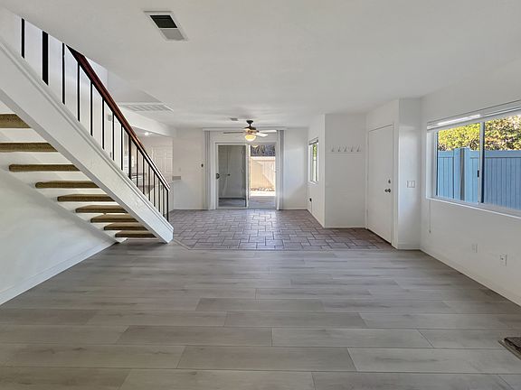 4th image of 13760 Comuna Dr