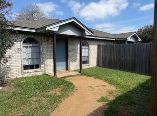 1533 Hillside Dr, College Station, TX 77845