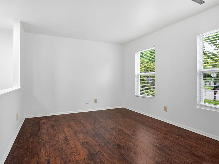 12192 Maize Dr — Photo 8