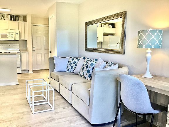 4th image of 1401 S Palmetto Ave APT 408