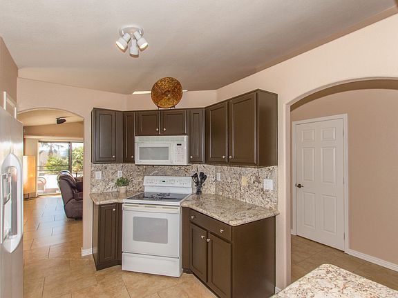 4th image of 4640 S Greythorne Way