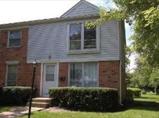 4041 Princeton Ct, Streamwood, IL 60107