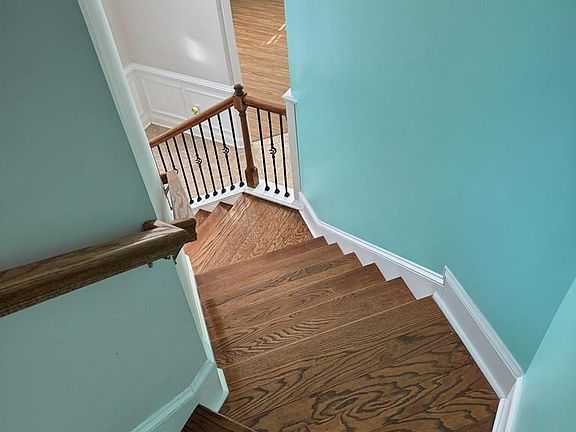 4th image of 709 Eden Ln