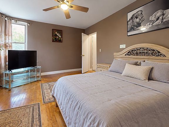 3rd image of 1750 E 14th St APT 5G