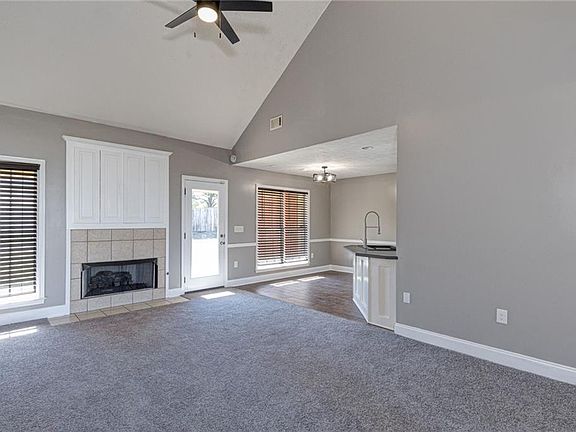 3rd image of 120 Lee Road 2083