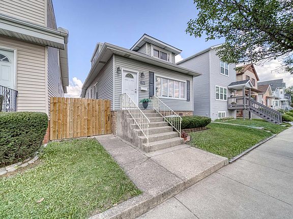 3rd image of 3744 N Olcott Ave
