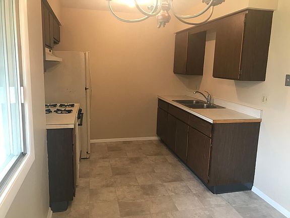 5th image of 1326 S 14th St APT C2