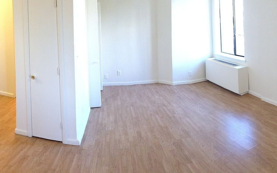 1st image of 300 E 96th St APT 4A