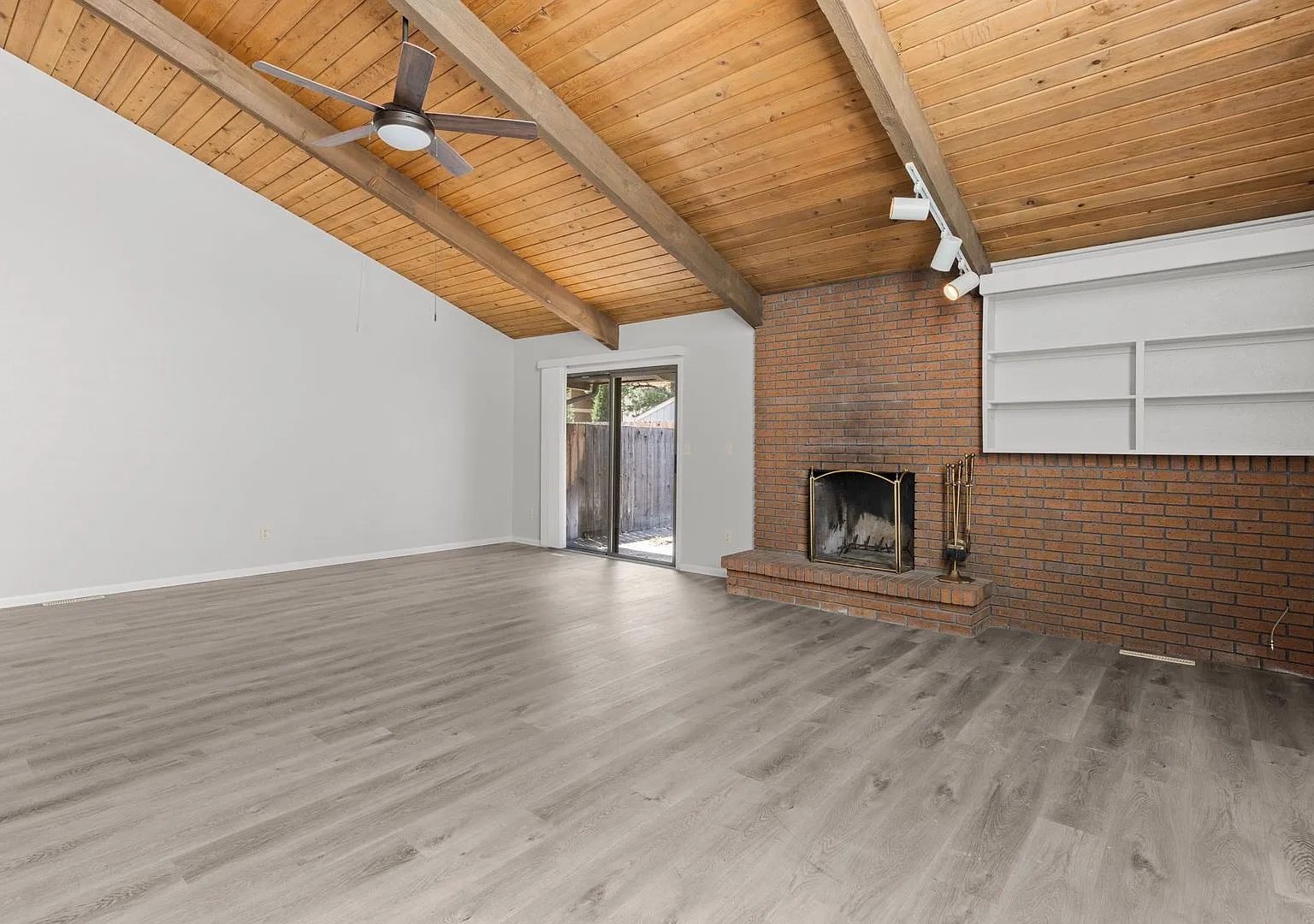 Spacious 3B/2B Home in Boulder — Photo 4