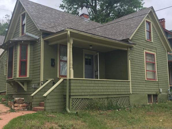 121 Cave Ave